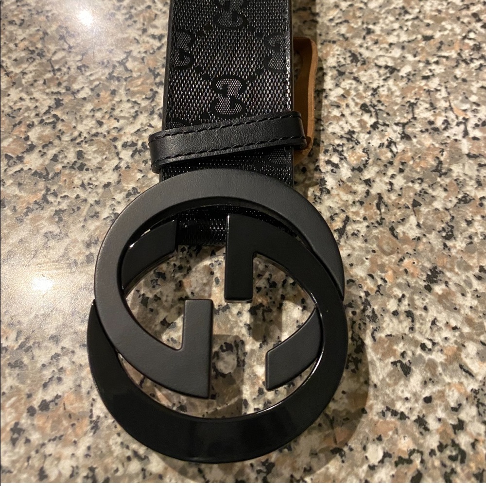 Gucci belt